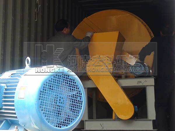 保加利亞1.2&times;4.5m球磨機設備發(fā)貨現(xiàn)場