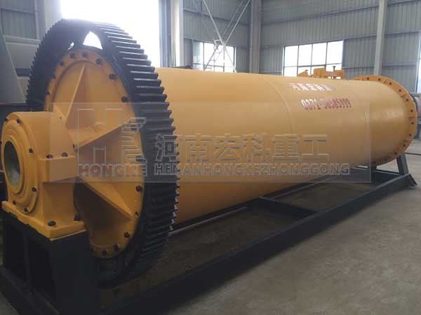 保加利亞1.2&times;4.5m球磨機設備發(fā)貨現(xiàn)場